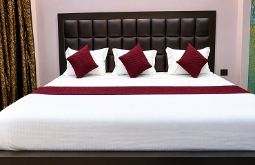 Guest house room